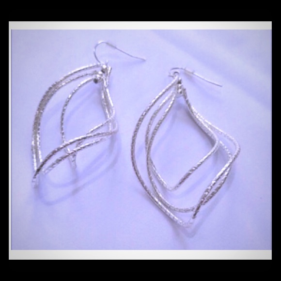 Jewelry - Modern Silver Earrings